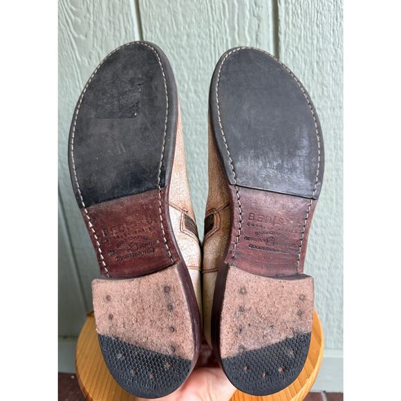 Women's Bed Stu Cheshire Cobbler Series Boots Sz 9 Gray Distressed Leather Boot - Picture 6 of 7